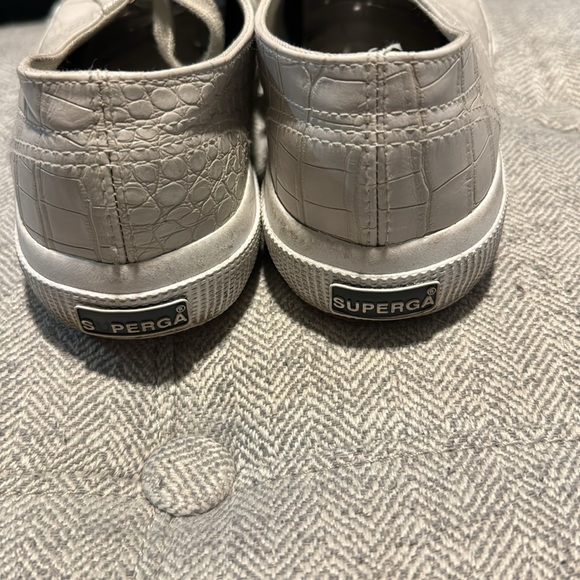 Beautiful Superga sneakers - Picture 3 of 7